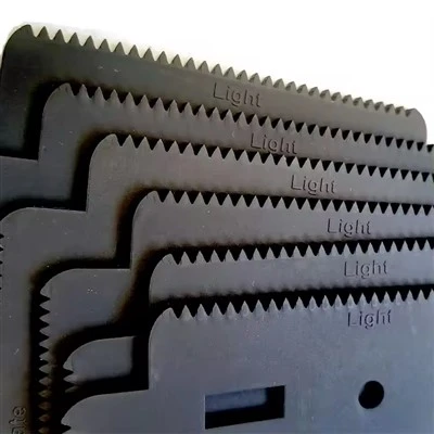 両面衣類コート糸くず除去ブラシ再利用可能な帯電防止セーターダストブラッシャー毛猫犬家庭用クリーニングツール